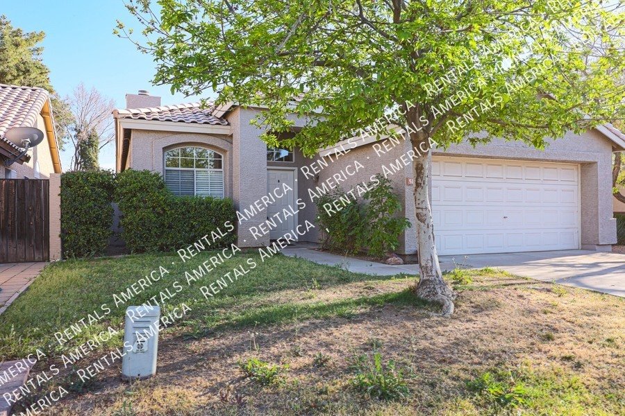 Nicely Upgraded 3 Bedroom Home In Harmon Ranch!!! property image