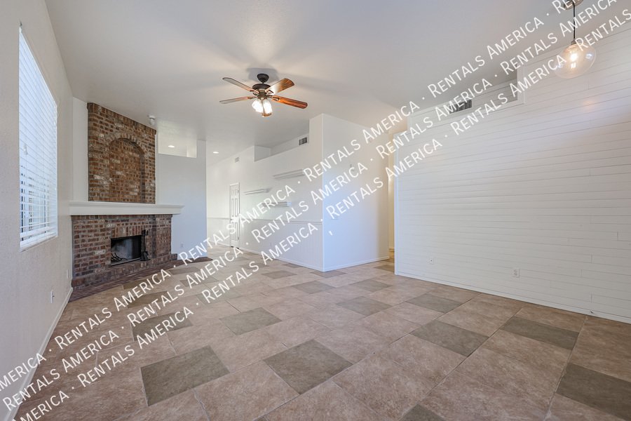 Nicely Upgraded 3 Bedroom Home In Harmon Ranch!!! property image