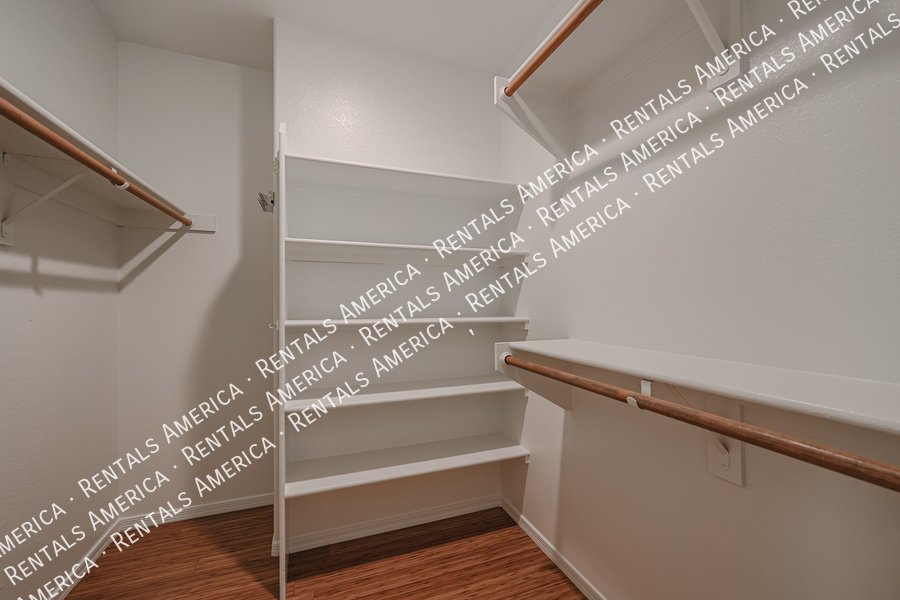 Nicely Upgraded 3 Bedroom Home In Harmon Ranch!!! property image