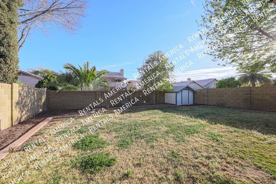 Nicely Upgraded 3 Bedroom Home In Harmon Ranch!!! property image