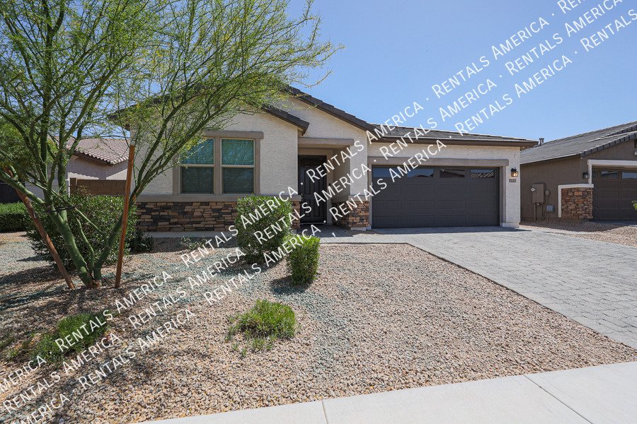 Beautiful 5 Bedroom in Tuscano Community! property image