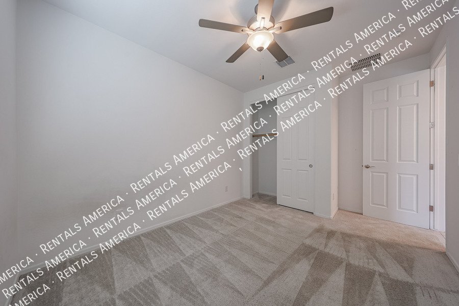 Beautiful 5 Bedroom in Tuscano Community! property image