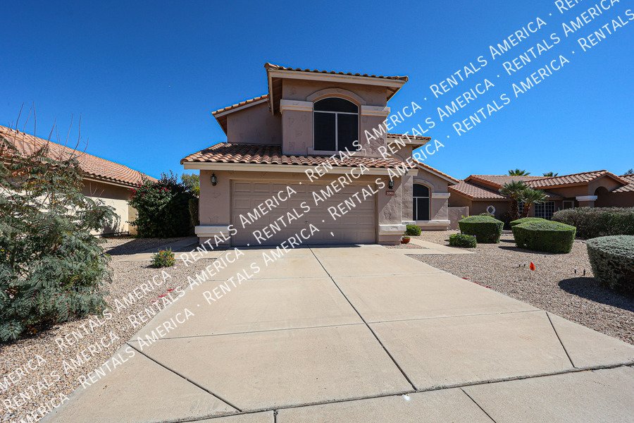 Spacious 5 Bed / 3 Bath Home in Desirable Hillcrest Ranch property image