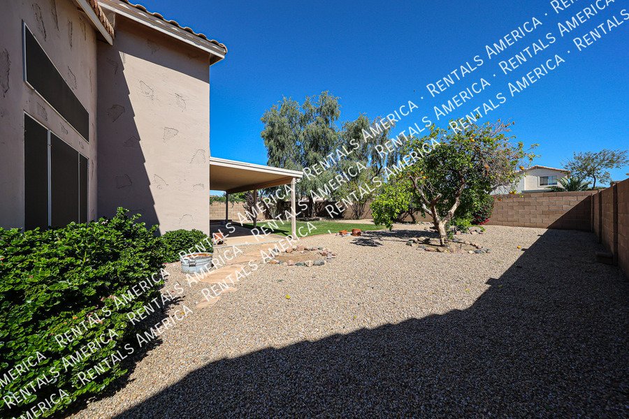 Spacious 5 Bed / 3 Bath Home in Desirable Hillcrest Ranch property image