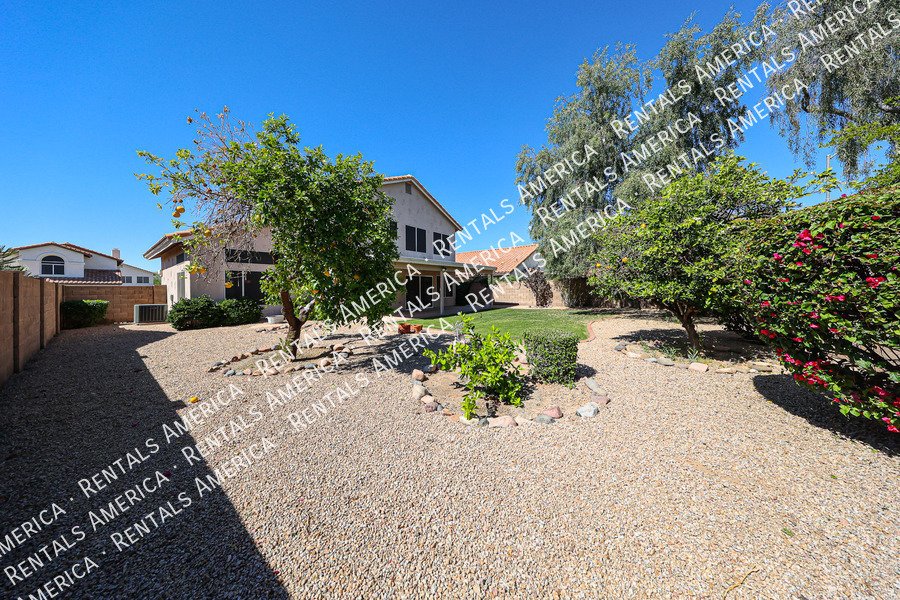 Spacious 5 Bed / 3 Bath Home in Desirable Hillcrest Ranch property image