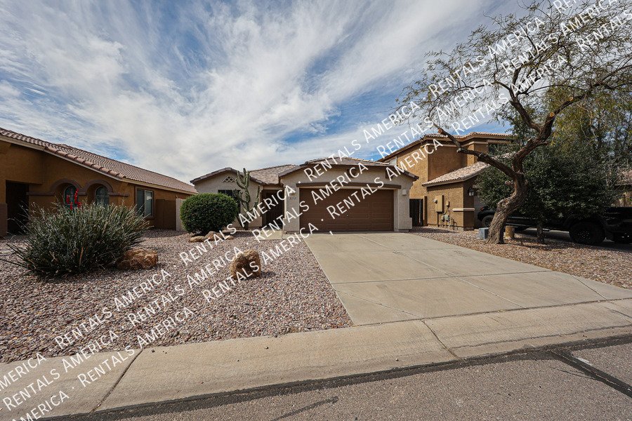 Meticulously Maintained single level home property image