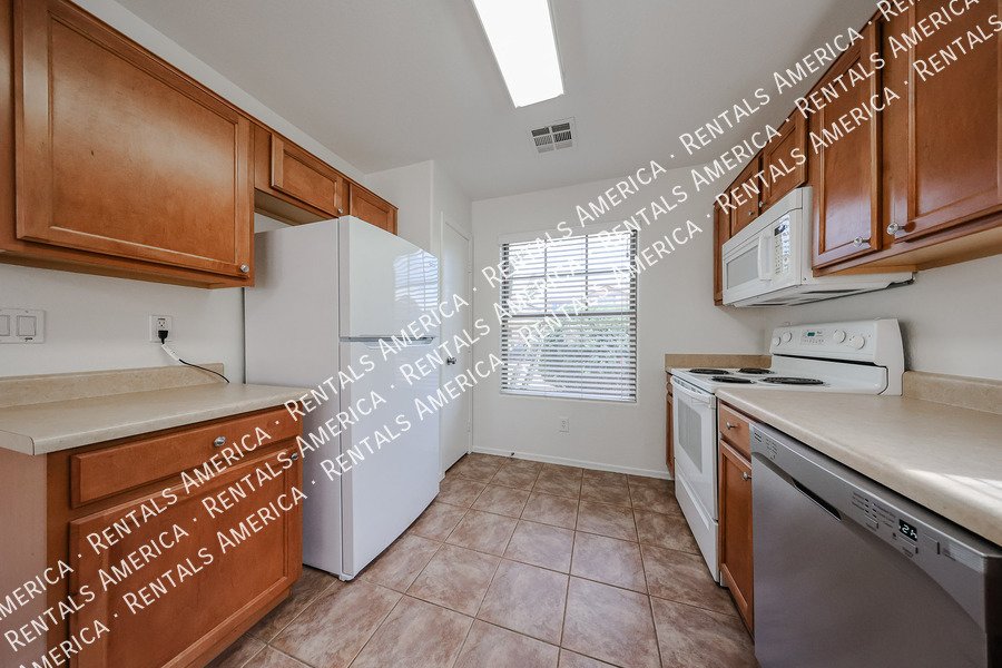 Meticulously Maintained single level home property image