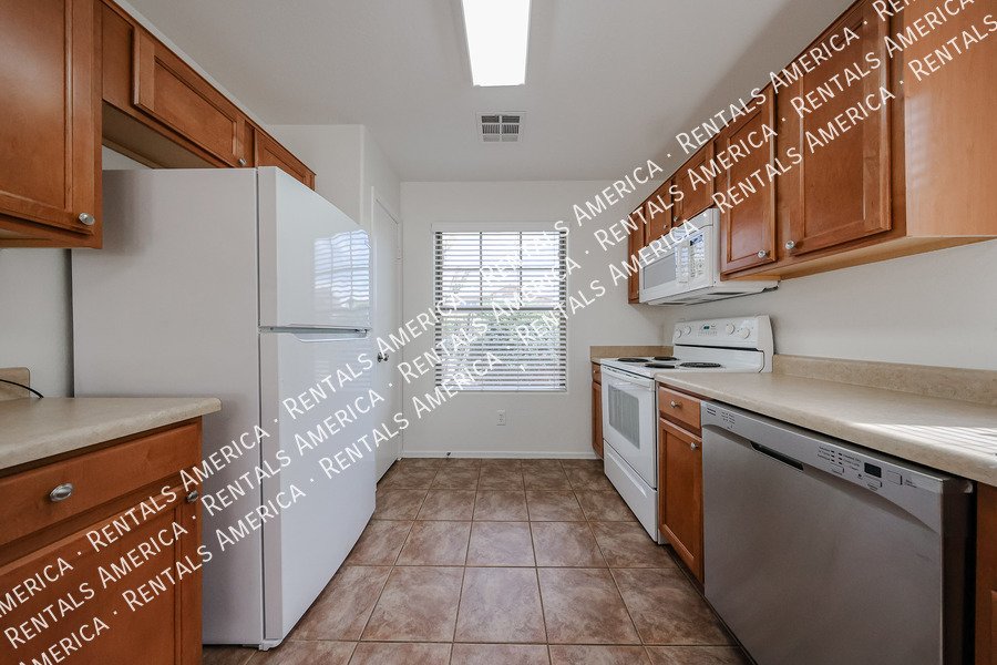 Meticulously Maintained single level home property image