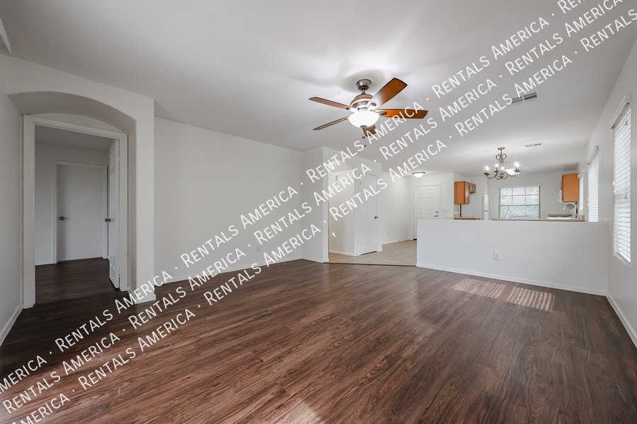Meticulously Maintained single level home property image