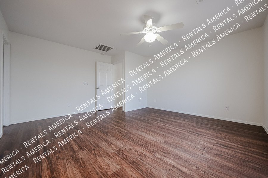 Meticulously Maintained single level home property image