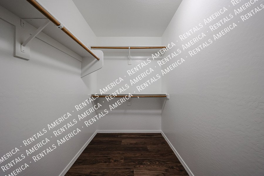 Meticulously Maintained single level home property image