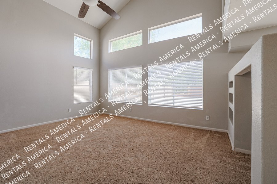 Minutes from Westgate Entertainment District! property image