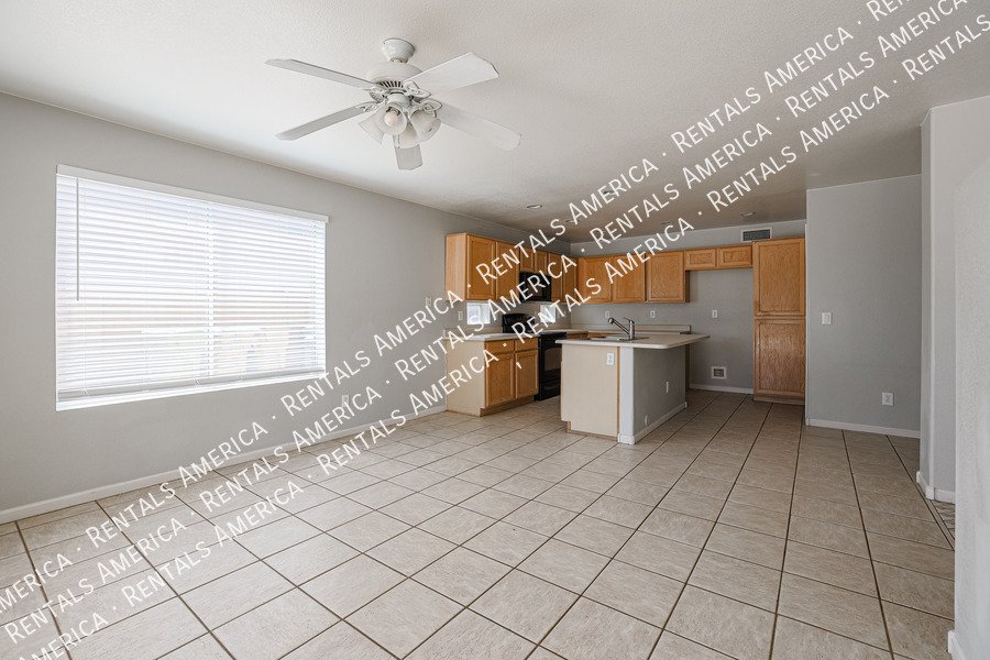 Minutes from Westgate Entertainment District! property image