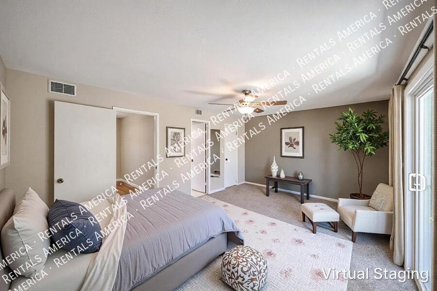 Amazing 2 BR / 2 BA North Glendale Townhome off Bellair Golf Park property image