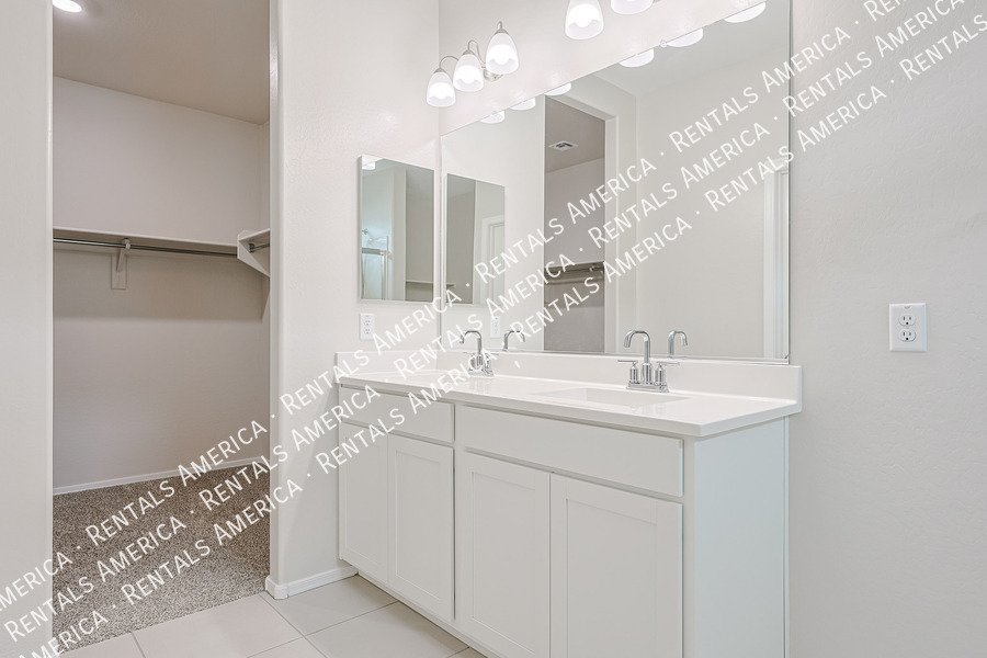 Spacious 5-Bedroom Home in the Sought-After Trouvaille Community property image