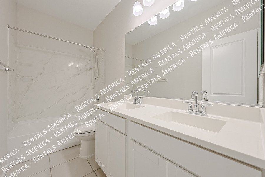 Spacious 5-Bedroom Home in the Sought-After Trouvaille Community property image