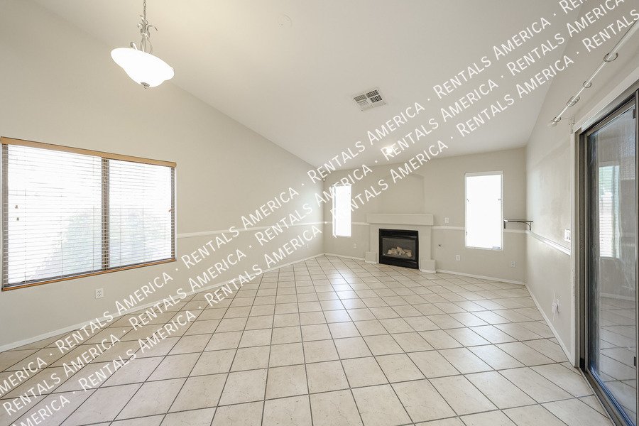 Move in Ready 4 Bedroom House W/ a Pool! property image