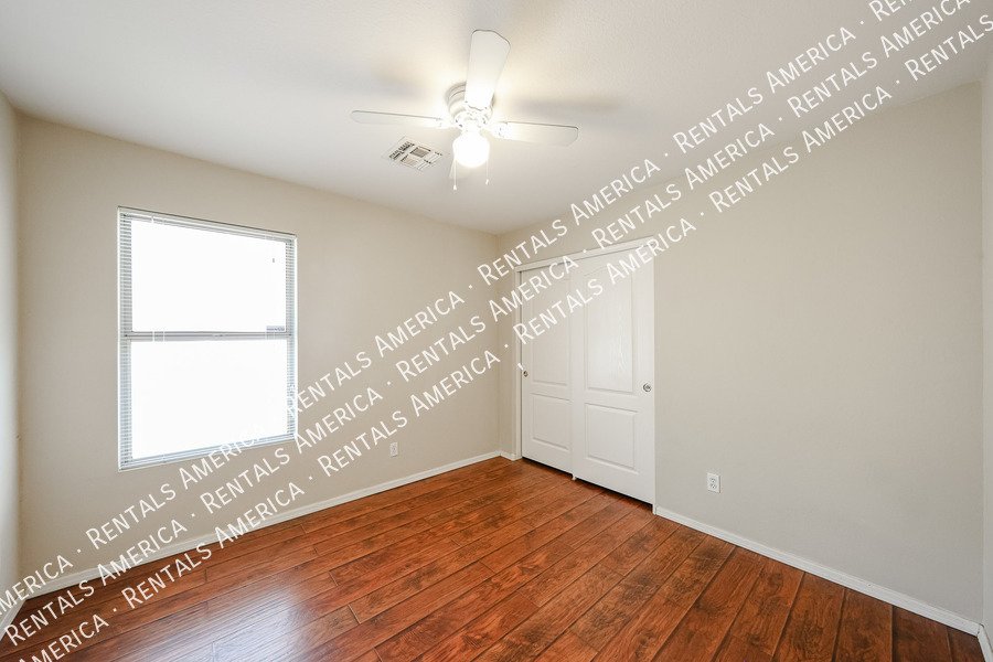 Move in Ready 4 Bedroom House W/ a Pool! property image