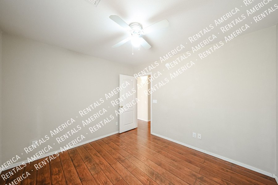 Move in Ready 4 Bedroom House W/ a Pool! property image