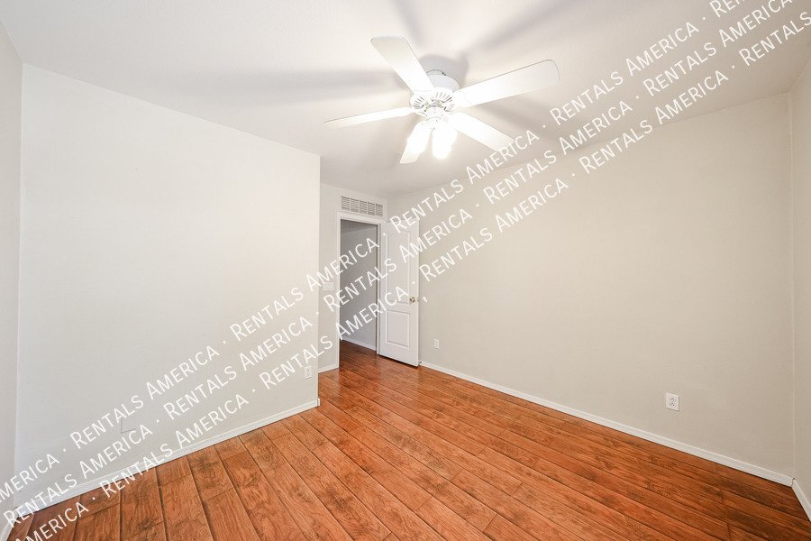 Move in Ready 4 Bedroom House W/ a Pool! property image
