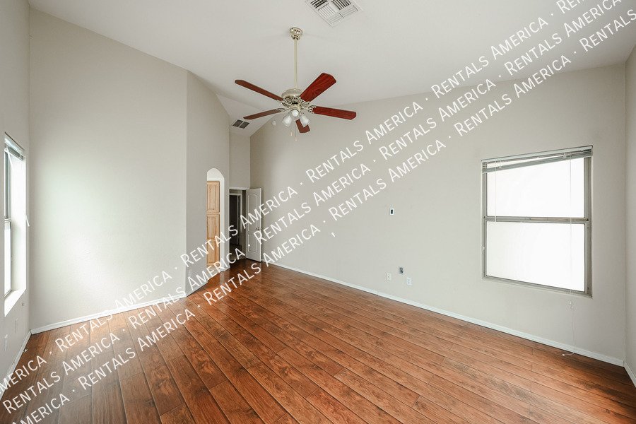 Move in Ready 4 Bedroom House W/ a Pool! property image