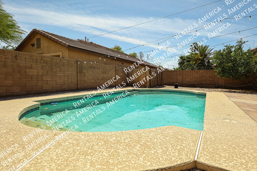 Move in Ready 4 Bedroom House W/ a Pool! property image
