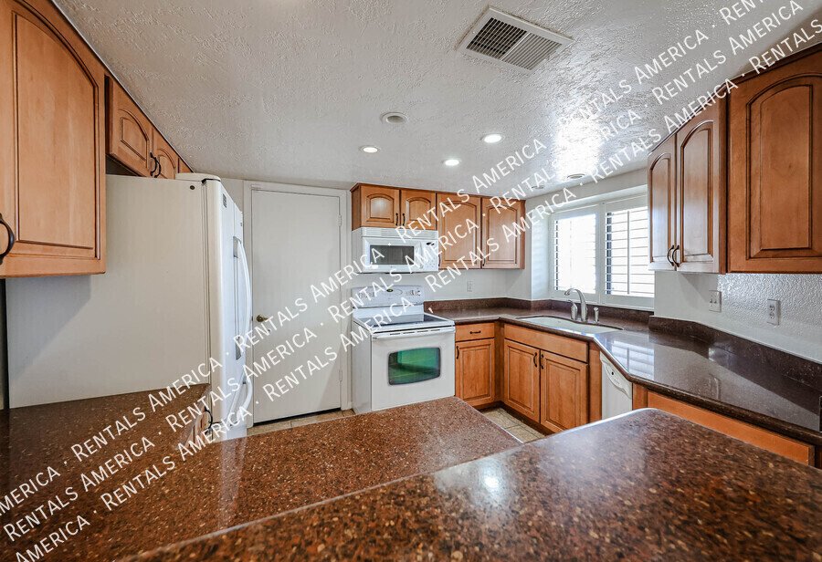 Charming 3 Bedroom Patio Home in Great location property image
