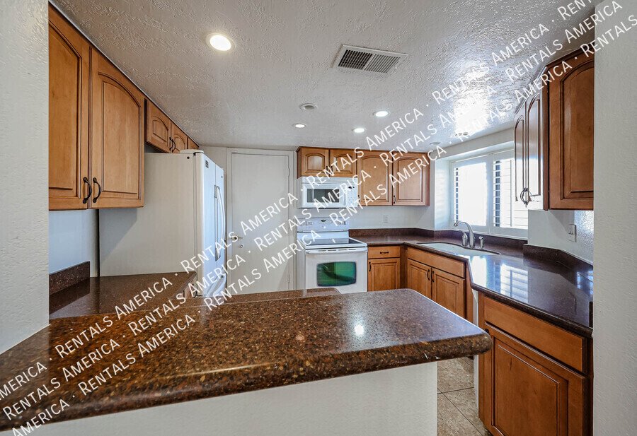 Charming 3 Bedroom Patio Home in Great location property image