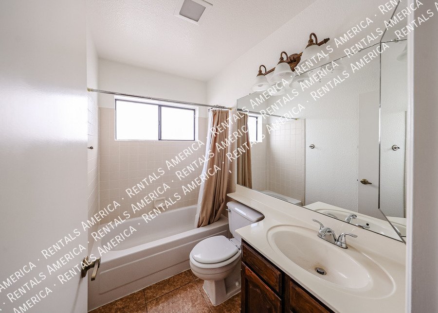 Charming 3 Bedroom Patio Home in Great location property image