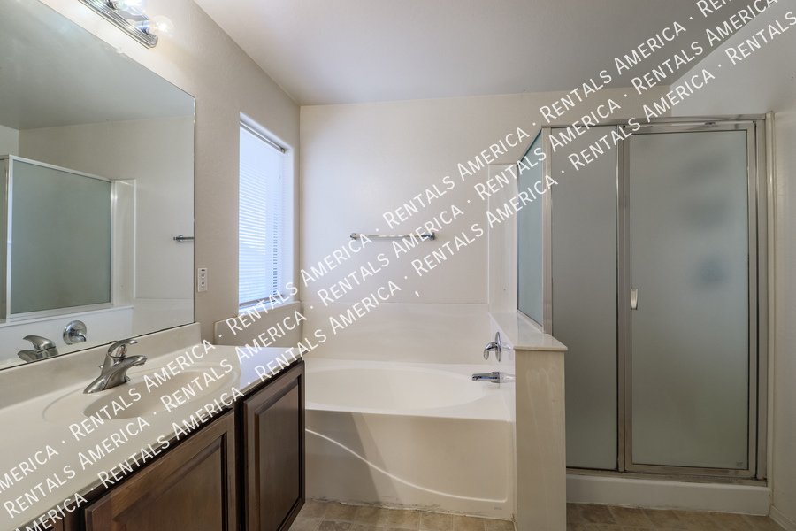 Wonderful Home in Bella Vista with a Private Pool!! property image