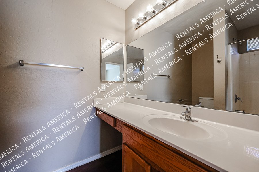 3-bedroom 2 bath in Florence property image
