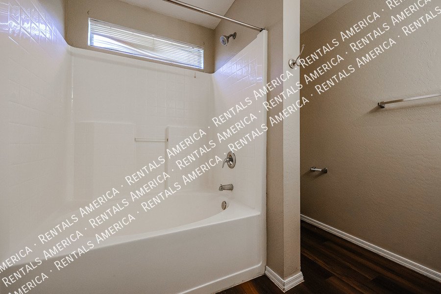 3-bedroom 2 bath in Florence property image
