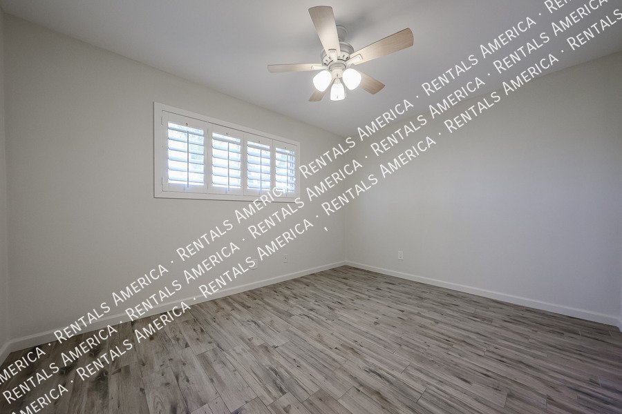 Upgraded 2 bed 2 bath condo property image