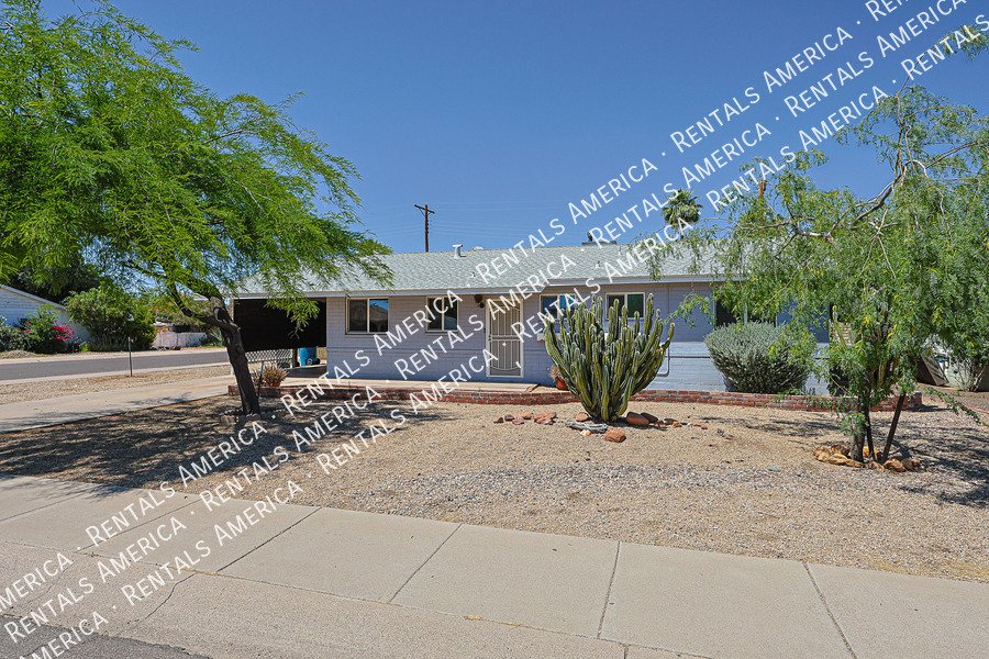 2114 W Myrtle Ave property image