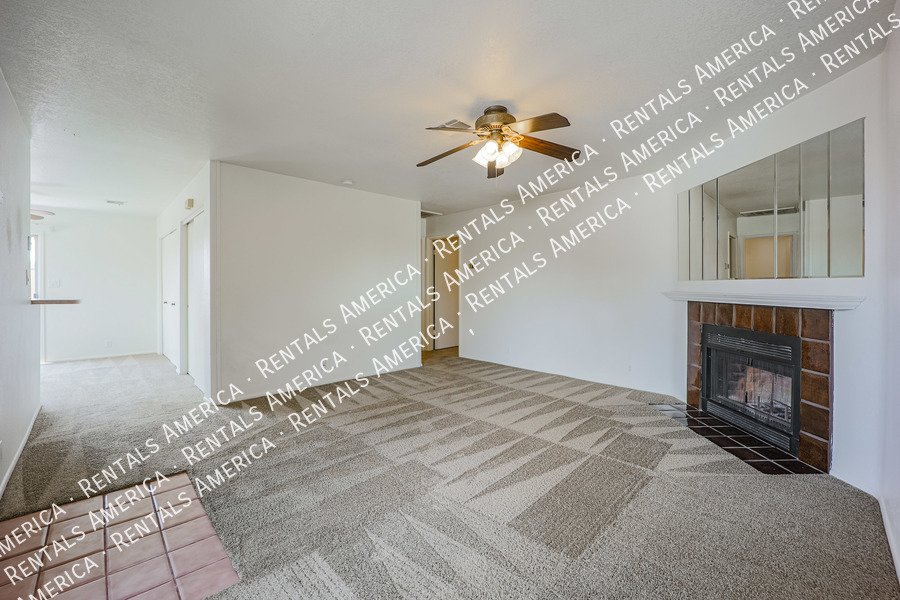 NICE Phoenix condo in Excellent Location! property image