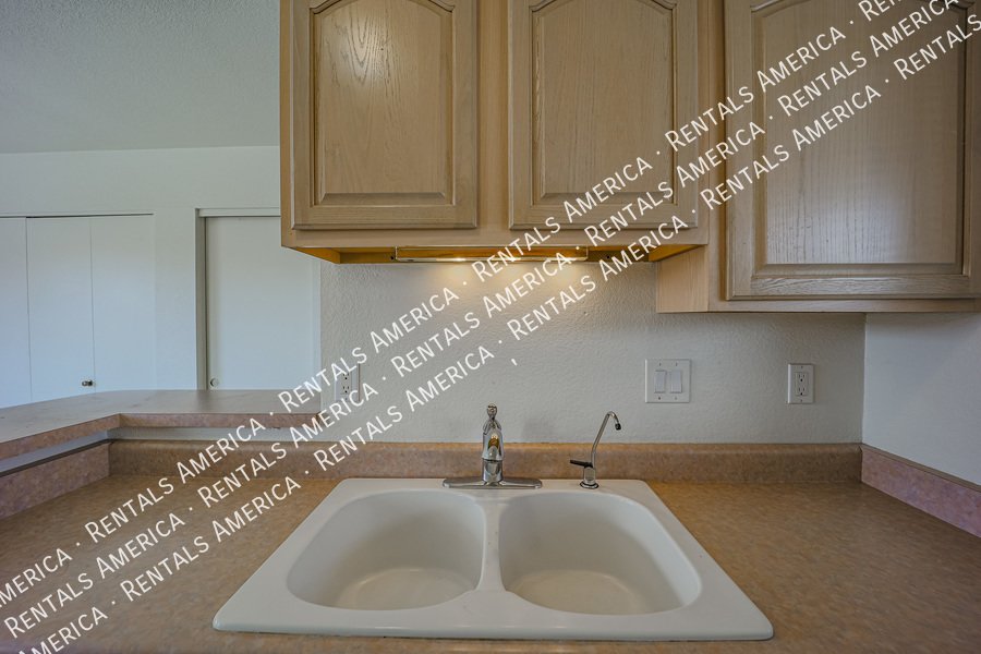 NICE Phoenix condo in Excellent Location! property image