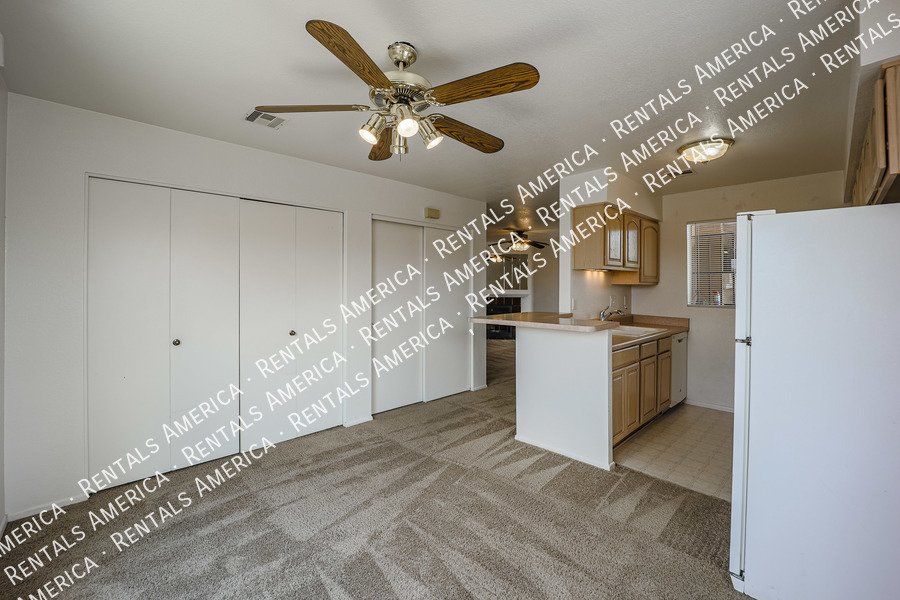 NICE Phoenix condo in Excellent Location! property image