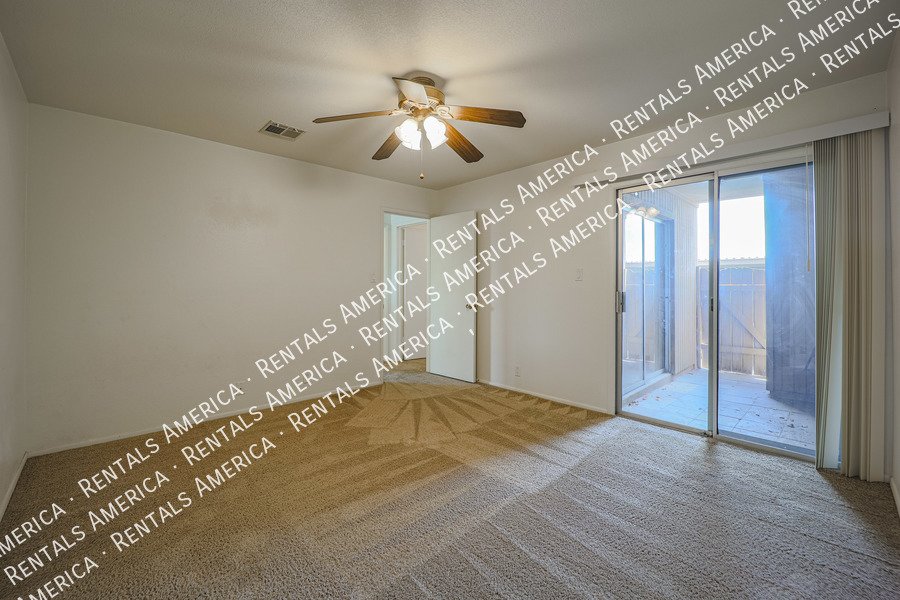 NICE Phoenix condo in Excellent Location! property image