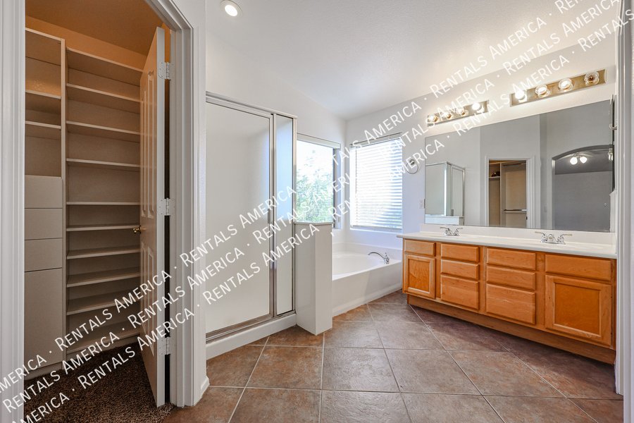 Coming soon! Beautiful 5 Bedroom in Cave Creek! property image