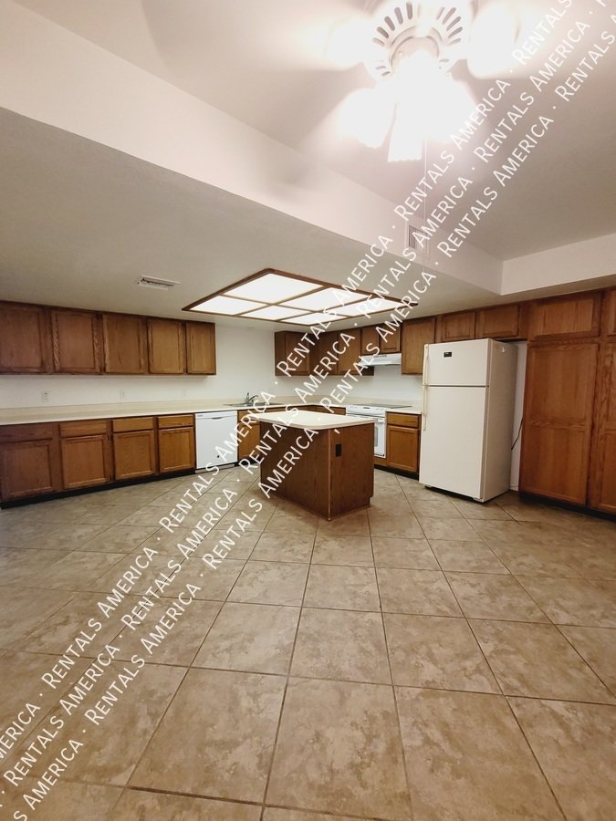 13831 N Kendall Dr Apt A property image