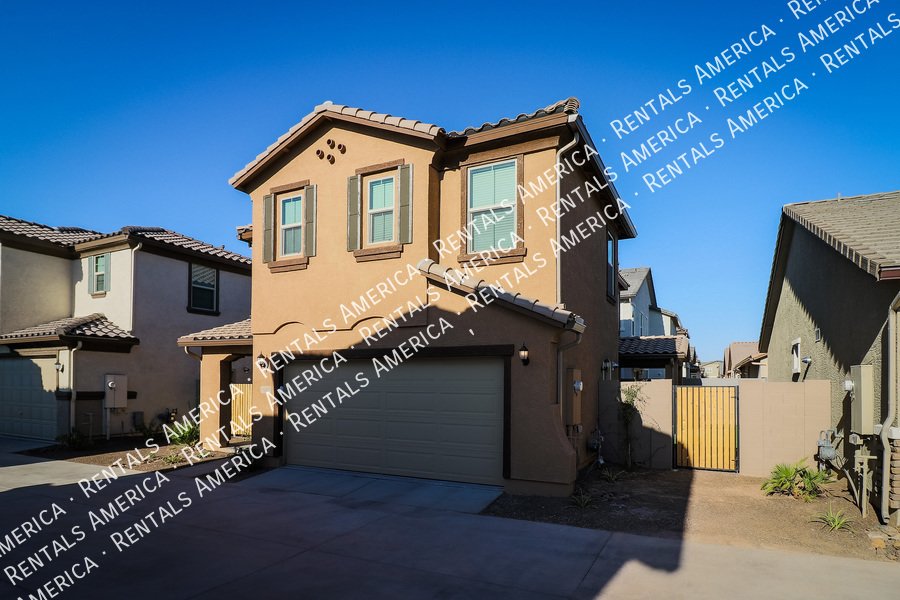 Newer home in Goodyear! property image