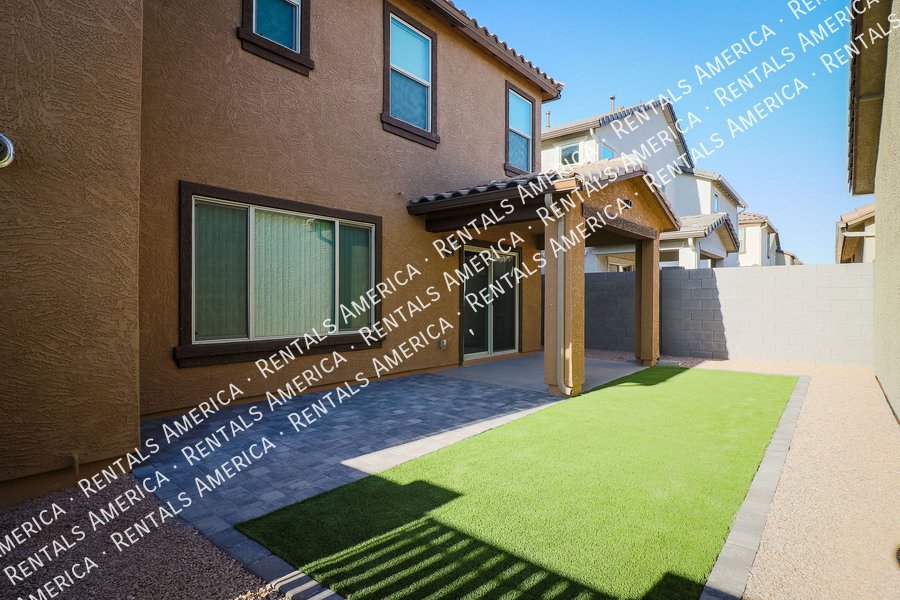 Newer home in Goodyear! property image