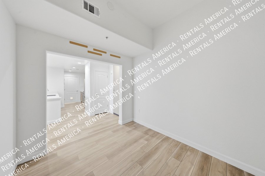 Upgraded 4th Floor Condo at Tapestry on Central 2 Bed + Studio property image