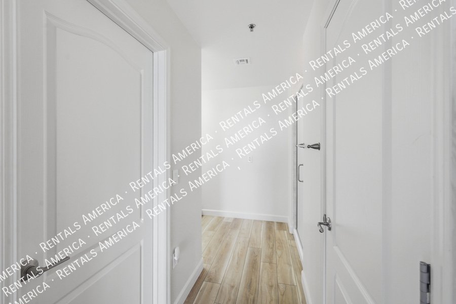 Upgraded 4th Floor Condo at Tapestry on Central 2 Bed + Studio property image