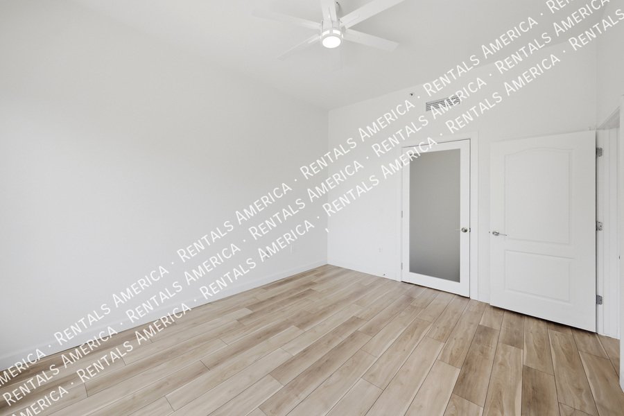 Upgraded 4th Floor Condo at Tapestry on Central 2 Bed + Studio property image