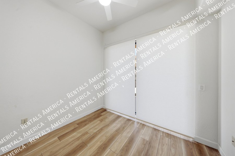 Upgraded 4th Floor Condo at Tapestry on Central 2 Bed + Studio property image
