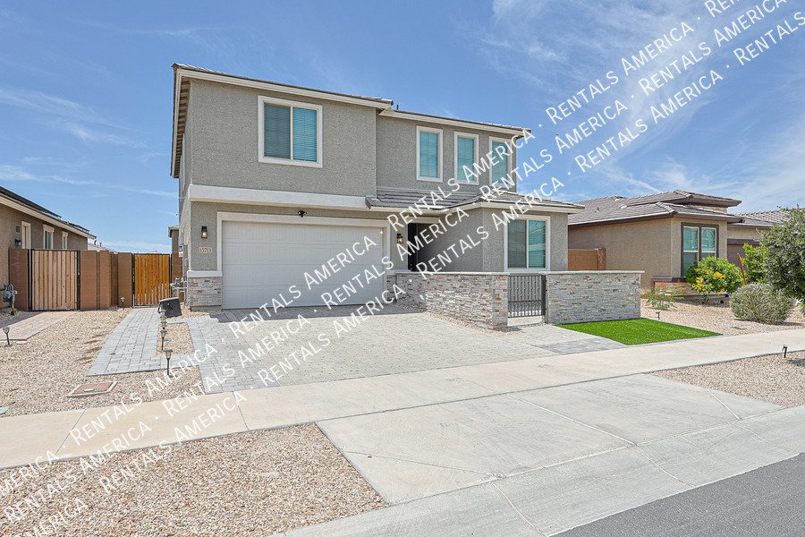 Spacious 5 Bedroom Home in Hudson Commons-No Pets property image