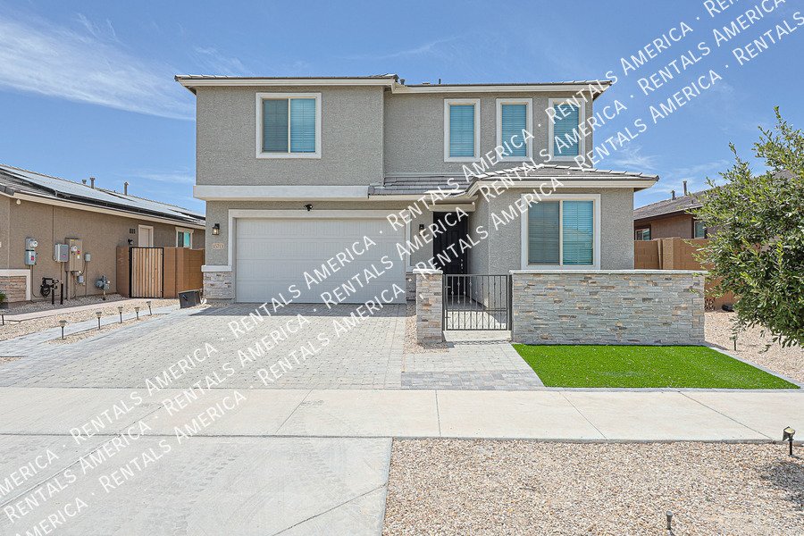 Spacious 5 Bedroom Home in Hudson Commons-No Pets property image