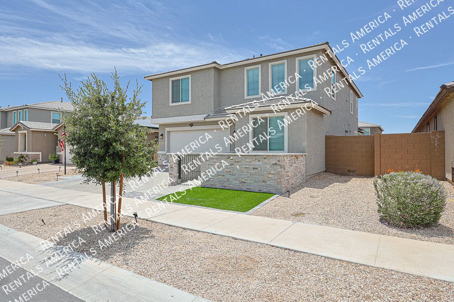 Spacious 5 Bedroom Home in Hudson Commons-No Pets property image