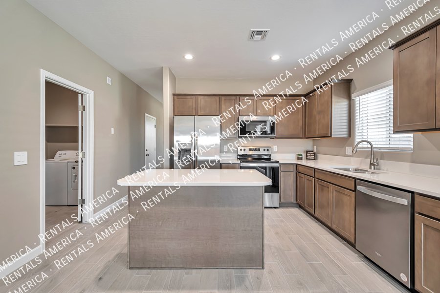 Stunning 4 Bed 2 Bath Home in Gated Community! property image